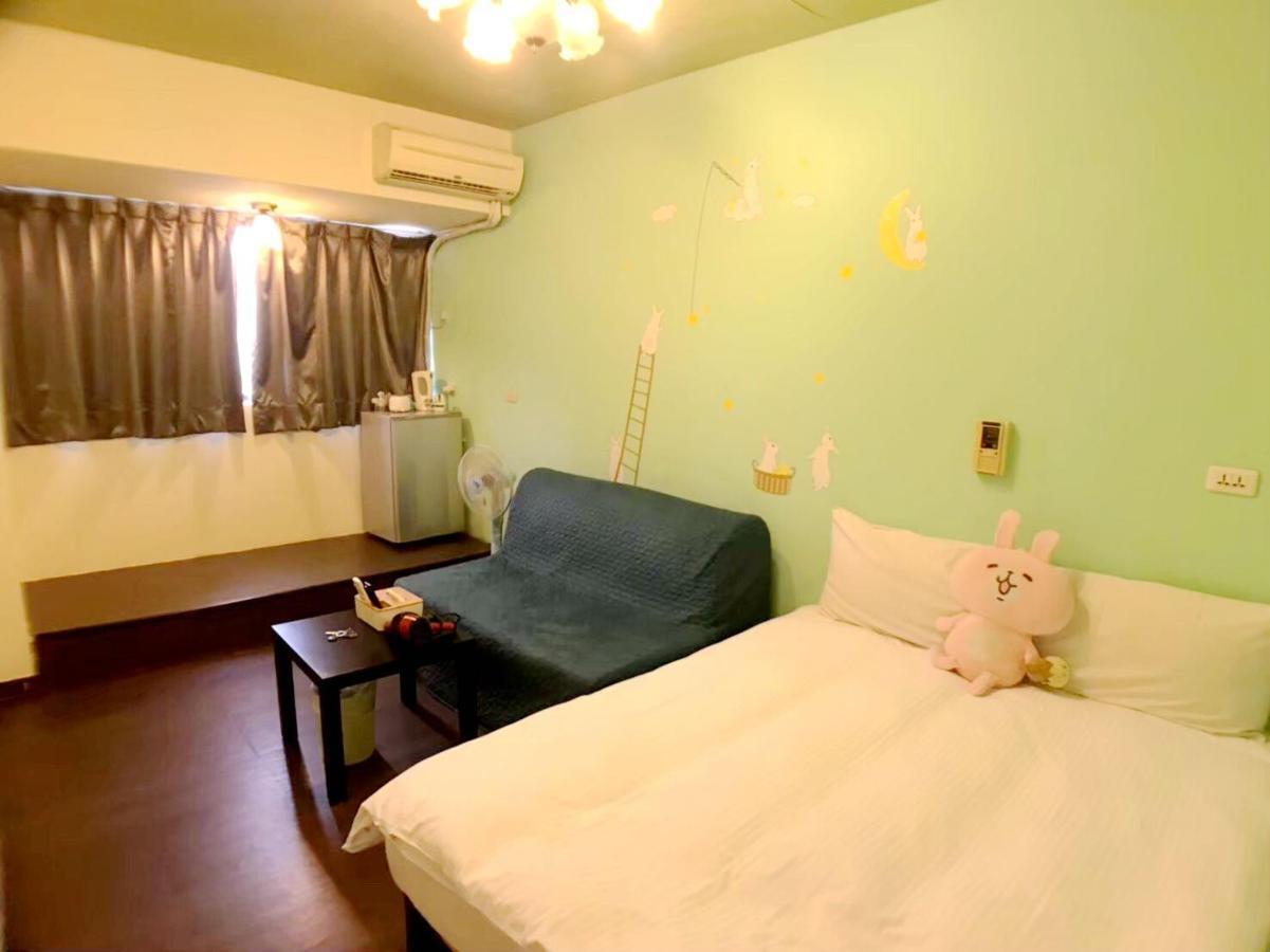 Happines Trip Inn Taichung Extérieur photo
