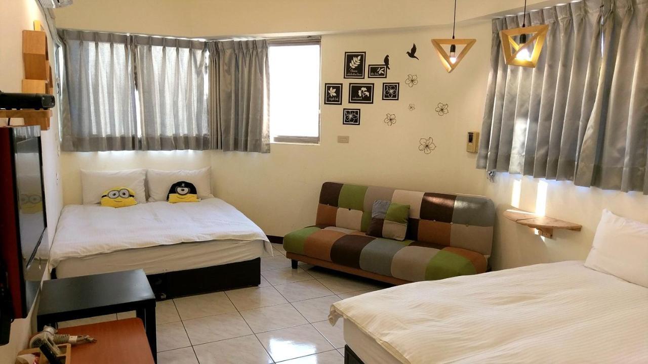 Happines Trip Inn Taichung Extérieur photo