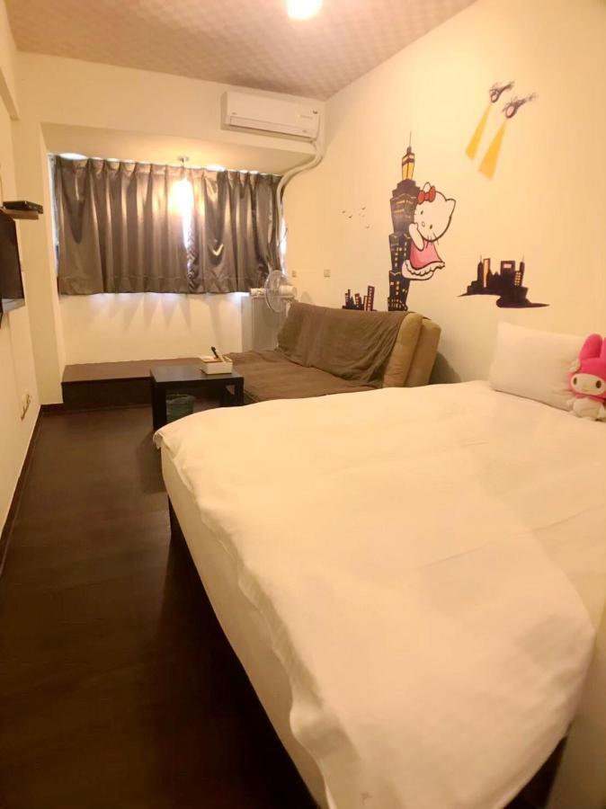 Happines Trip Inn Taichung Extérieur photo