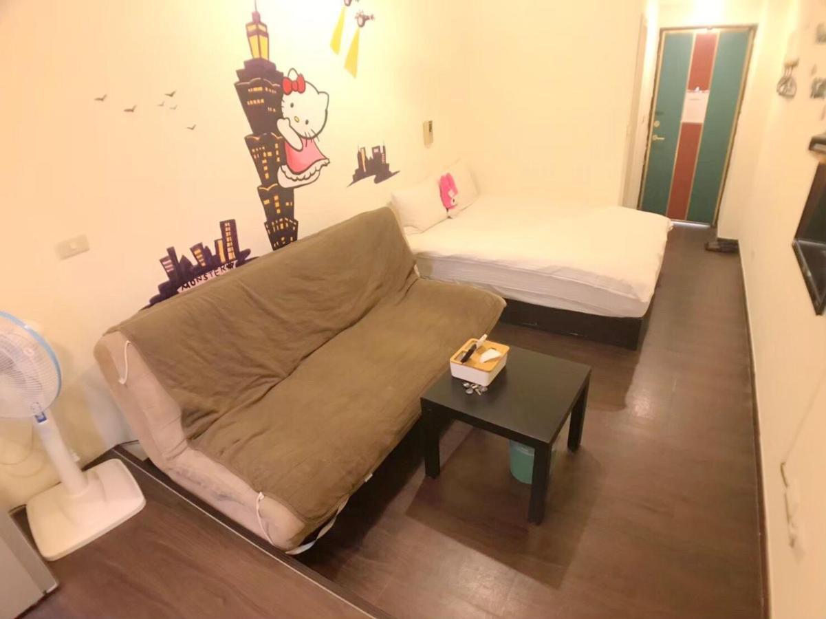 Happines Trip Inn Taichung Extérieur photo